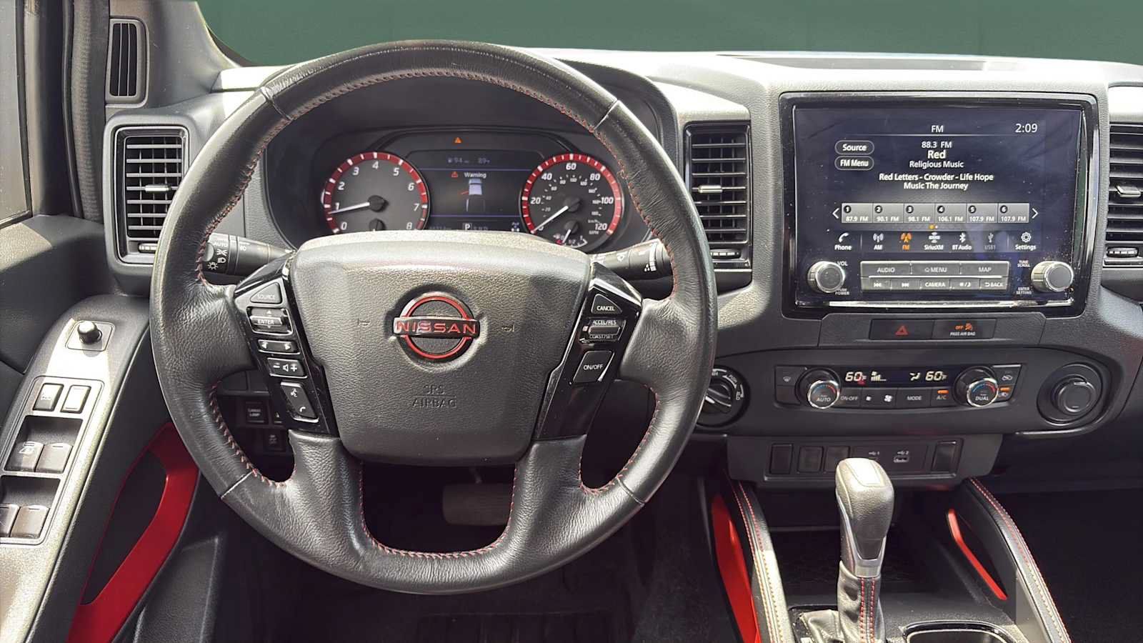 Used 2022 Nissan Frontier PRO-4X w/ Off-Road Protection Package AWD/4WD image 15