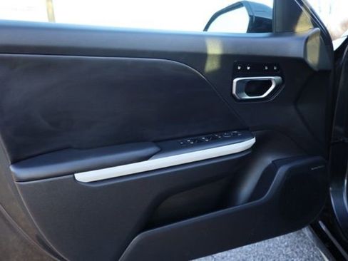 Used 2025 Kia K4 GT-Line w/ GT-Line Premium Package image 21