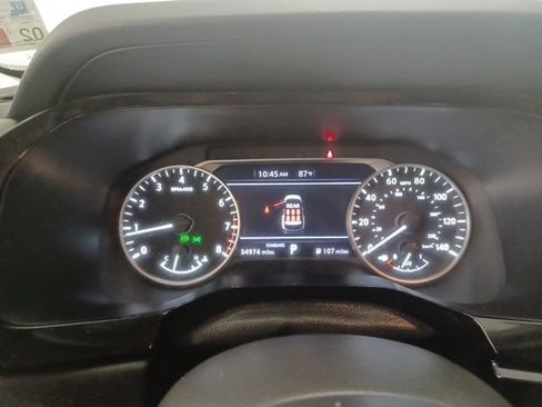 Used 2024 Nissan Pathfinder SV FWD image 23