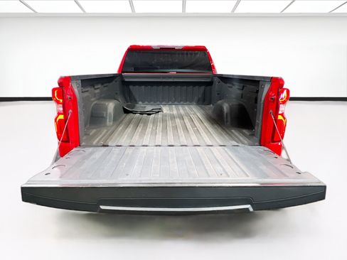 Used 2022 Chevrolet Silverado 1500 Custom w/ Safety Confidence Package RWD image 18