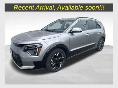 Certified 2023 Kia Niro Wave w/ Wave Preserve Package