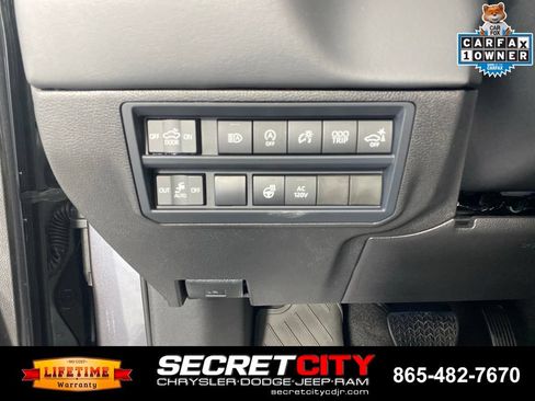 Used 2026 Toyota Tundra Platinum AWD/4WD image 13