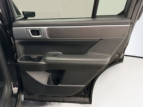 Used 2025 Hyundai Santa Fe SEL image 33