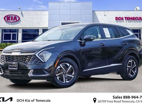 Certified 2024 Kia Sportage LX image 1