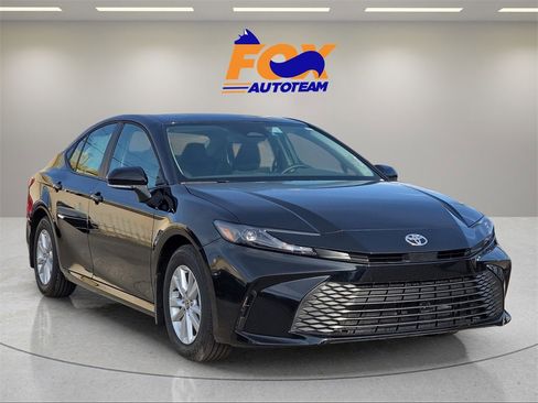 New 2026 Toyota Camry LE image 6