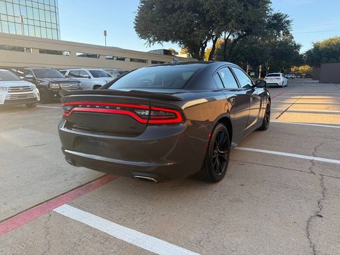 Used 2017 Dodge Charger R/T w/ Blacktop Package image 6