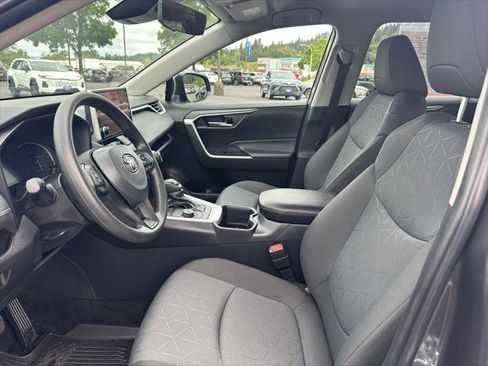 Certified 2025 Toyota RAV4 XLE AWD/4WD image 14