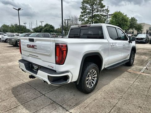 Used 2022 GMC Sierra 1500 AT4 w/ AT4 Premium Package AWD/4WD image 11