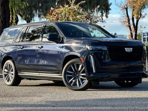 Used 2021 Cadillac Escalade ESV Sport w/ Driver Assist Tech Package image 2