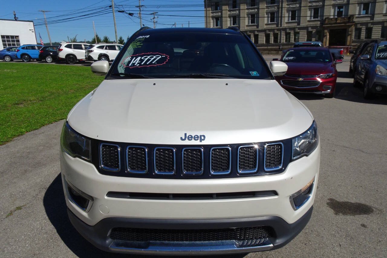 Used 2018 Jeep Compass Limited w/ Safe & Security Group AWD/4WD image 3