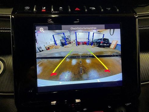 Used 2023 Jeep Grand Cherokee Altitude image 21