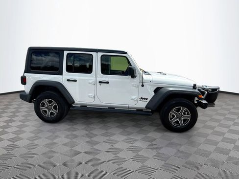 Used 2022 Jeep Wrangler Unlimited Sport image 5