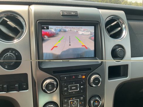 Used 2014 Ford F150 FX4 w/ Equipment Group 402A Luxury AWD/4WD image 19