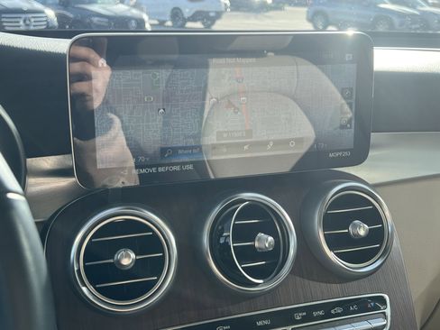 Certified 2022 Mercedes-Benz GLC 300 4MATIC image 19