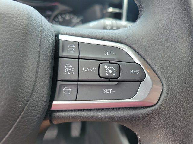 Used 2025 Jeep Compass Limited AWD/4WD image 18