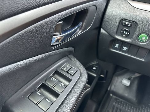 Used 2018 Honda Ridgeline RTL-T image 19