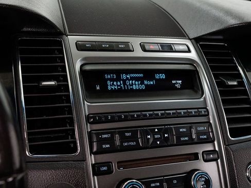 Used 2010 Ford Taurus Limited image 13