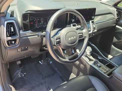 Used 2023 Kia Sorento S w/ Panoramic Sunroof Package FWD image 18