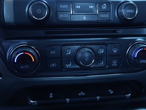 Used 2018 Chevrolet Silverado 1500 LT w/ All Star Edition image 10