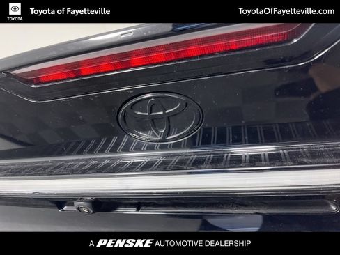 Used 2026 Toyota Prius Plug-In Hybrid FWD image 20