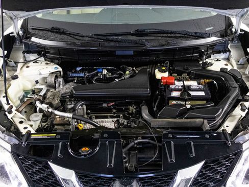 Used 2015 Nissan Rogue SL w/ SL Premium Package image 47