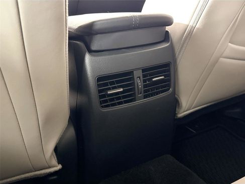 Certified 2023 MAZDA CX-30 AWD 2.5 S w/ Preferred Package image 34