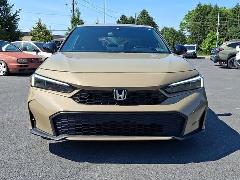 Used 2025 Honda Civic Sport image 2