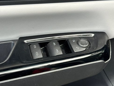 Used 2025 Honda Prologue Touring image 14