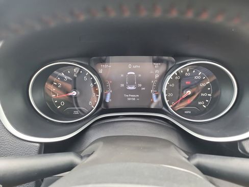 Used 2018 Jeep Compass Limited w/ Navigation Group FWD image 30