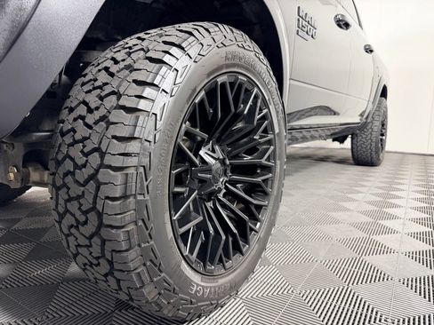 Used 2019 RAM 1500 Warlock w/ Electronics Group AWD/4WD image 11