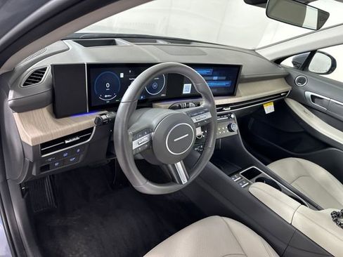 Certified 2025 Hyundai Sonata Limited image 30