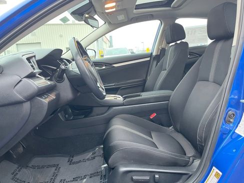 Used 2020 Honda Civic EX image 9
