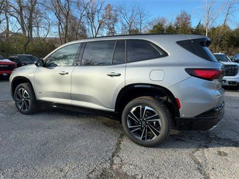 New 2026 Buick Enclave Sport Touring w/ Super Cruise Package image 6