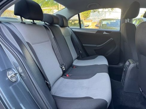 Used 2018 Volkswagen Jetta S FWD image 18
