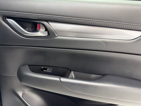 Used 2018 MAZDA CX-5 Touring image 46