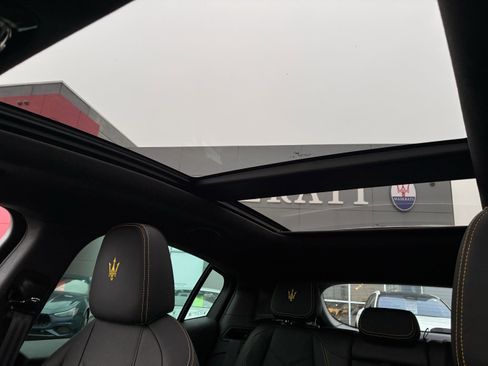 Used 2023 Maserati Grecale Modena image 26