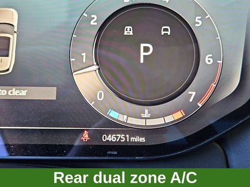 Used 2023 Land Rover Range Rover Long Wheelbase SE AWD/4WD image 13