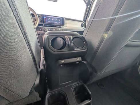 Used 2024 Jeep Wrangler Unlimited Sport AWD/4WD image 41