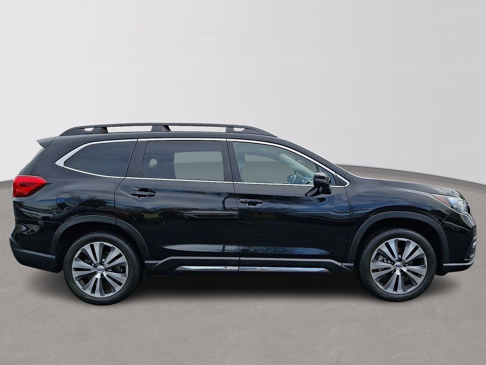 Used 2022 Subaru Ascent Limited AWD/4WD image 7