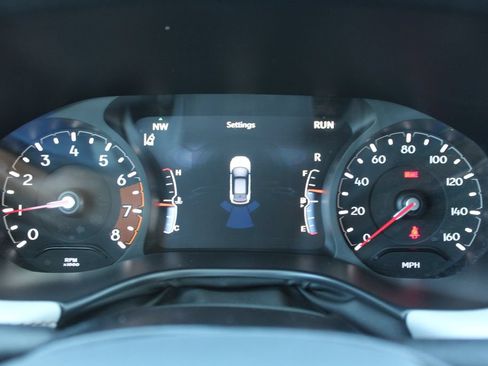 Used 2025 Jeep Compass Limited AWD/4WD image 29