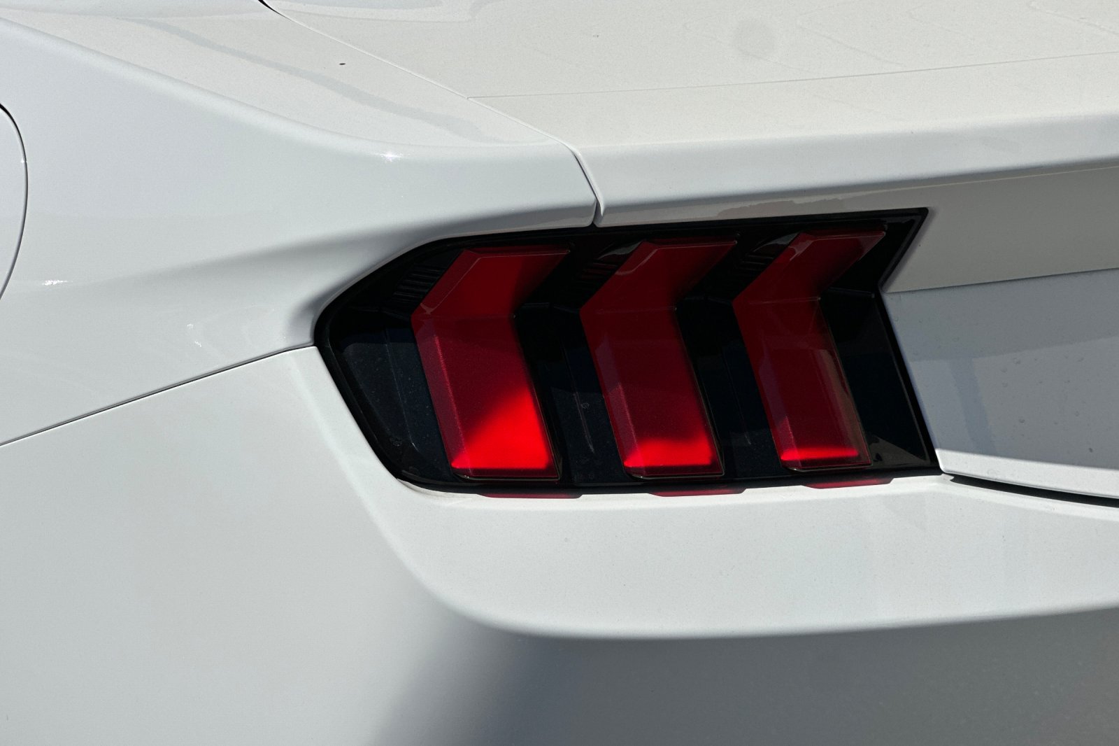 Used 2025 Ford Mustang Coupe RWD image 35