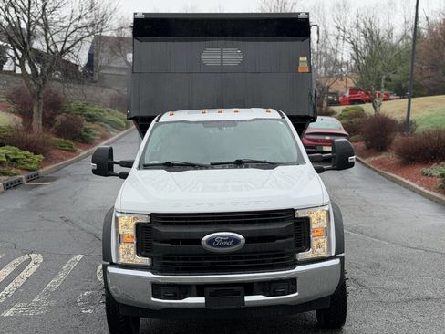 Used 2017 Ford F450 XL w/ Power Equipment Group image 3