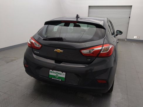 Used 2017 Chevrolet Cruze LT image 7