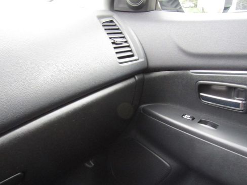 Used 2018 Mitsubishi Outlander Sport LE AWD/4WD image 28