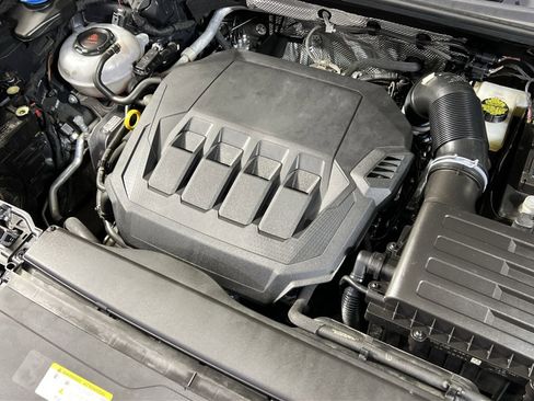 Used 2024 Audi Q3 2.0T Premium image 27