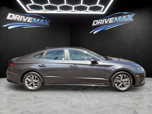 Used 2023 Hyundai Sonata SEL w/ Convenience Package FWD image 7