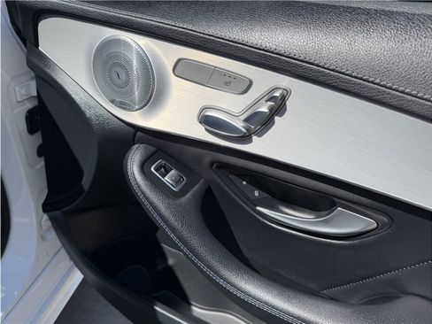Used 2021 Mercedes-Benz C 300 Sedan image 31