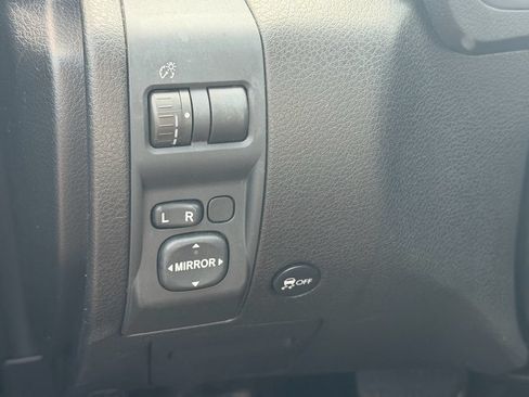 Used 2013 Subaru Forester 2.5X Premium AWD/4WD image 22
