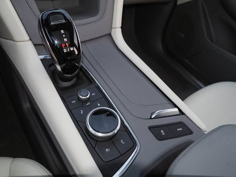 Certified 2025 Cadillac XT5 Premium Luxury FWD image 17