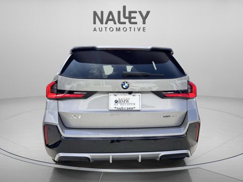 Used 2025 BMW X1 xDrive28i w/ Premium Package image 3